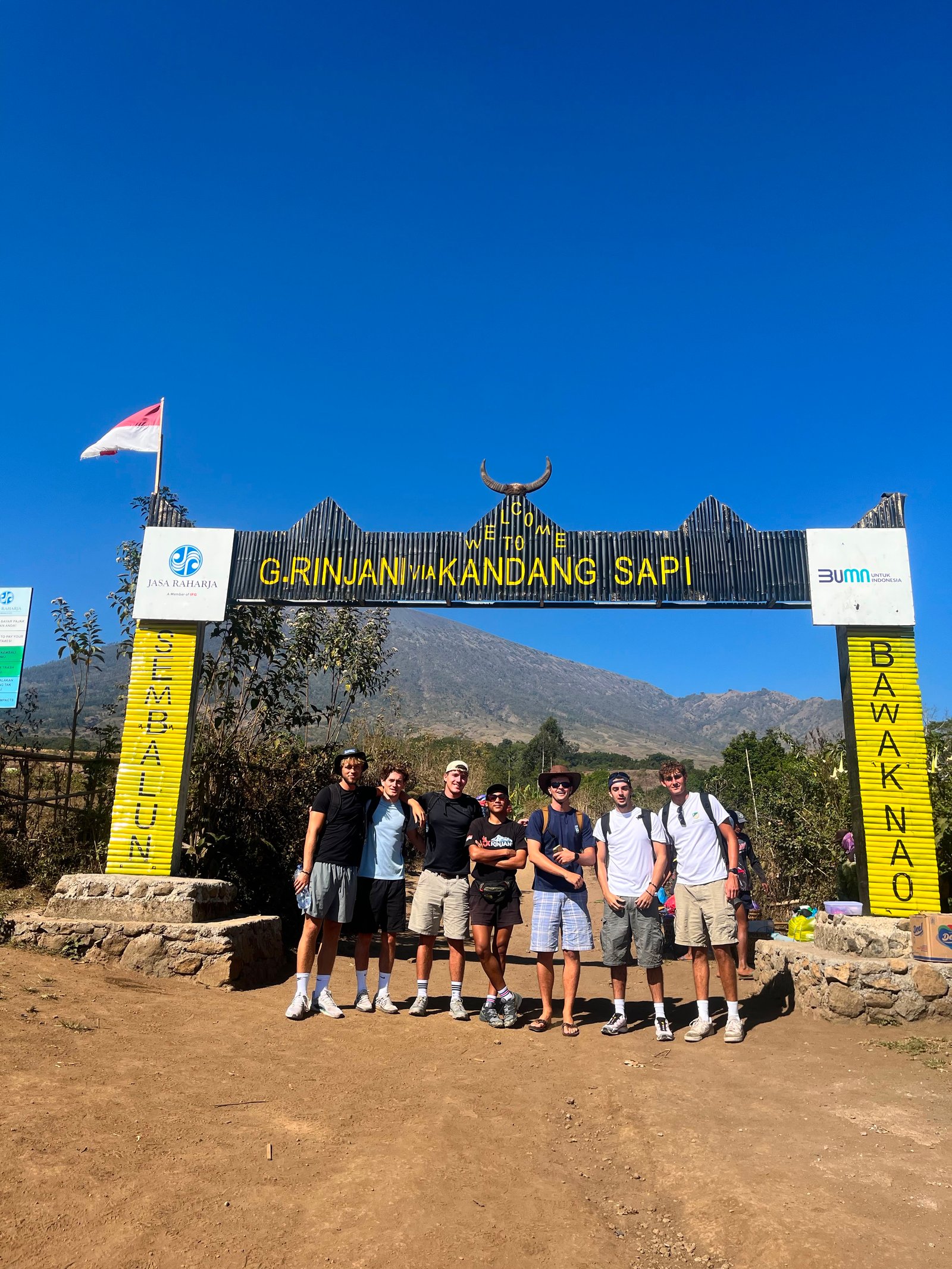 Mount Rinjani Trekking 2026: Best 2D1N & 3D2N Tours in Lombok | Rinjani Crew