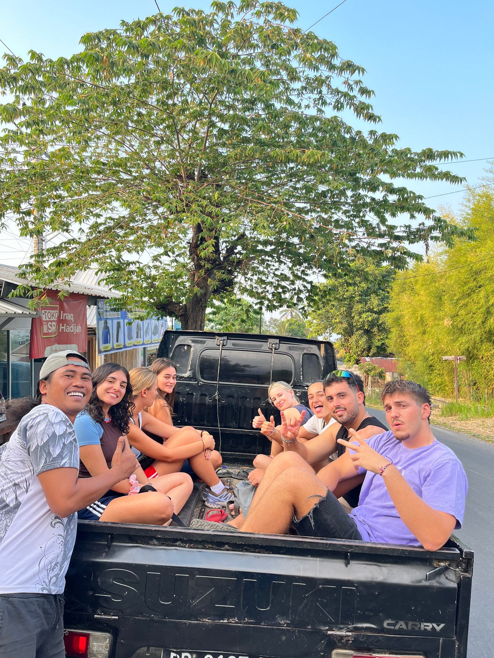 Meet Our Local Rinjani Guides & Porters – Your Trusted Trekking Team in 2026