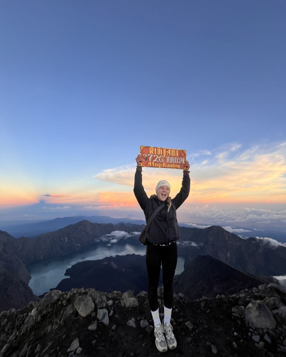 Mount Rinjani Summit Trek 3 Days 2 Nights (Senaru to Sembalun)